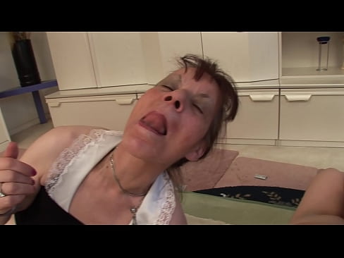 ❤️ Deux grands-mères et un grand-père font une partie à trois ❤️ Vidéo de porno at fr.killvs.top ☑