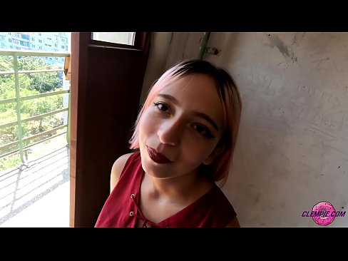 ❤️ Une étudiante sensuelle suce un étranger dans l'Outback - sperme sur son visage ❤️ Vidéo de porno at fr.killvs.top ☑
